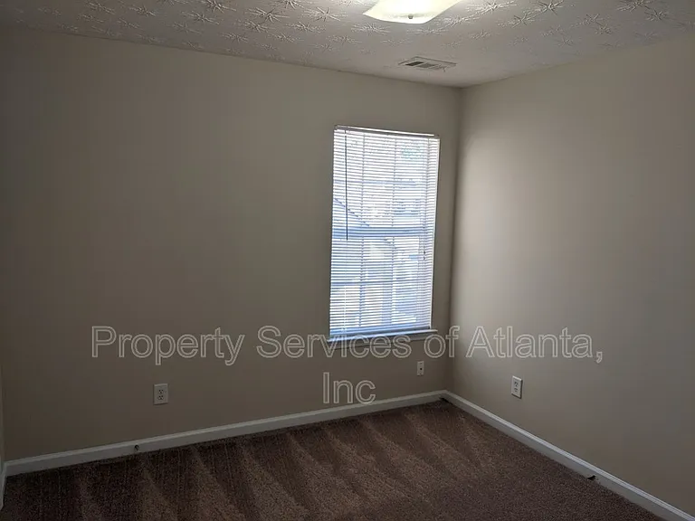 416 Townsend Bnd — Photo 10