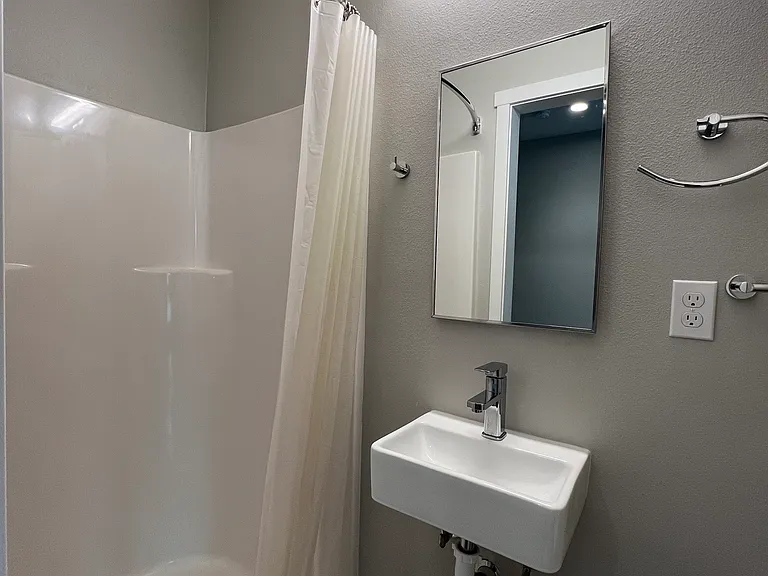 4029 Rainier Ave — Photo 48