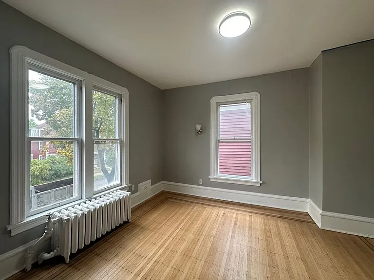 2709 Aldrich Ave S — Photo 9