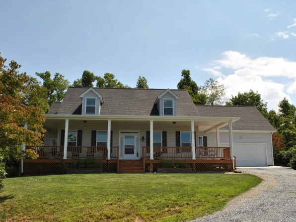 267 Crestridge Ln, Boone, NC 28607