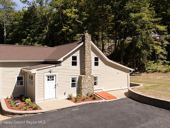 4th image of 156 Farm Road