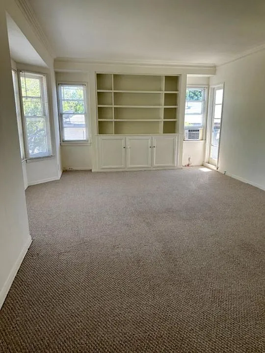 2 bed, 1.0 bath, $3,100 — Photo 3