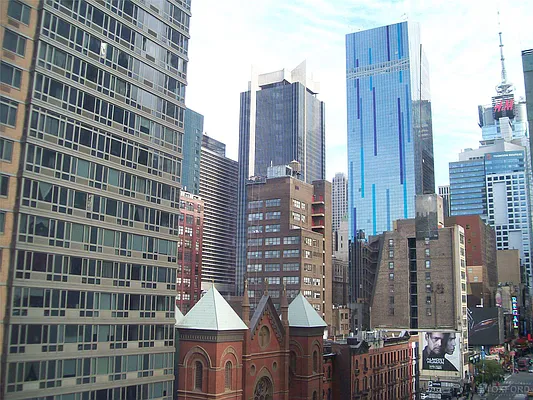 Rented by Oxford Property Group | media 47