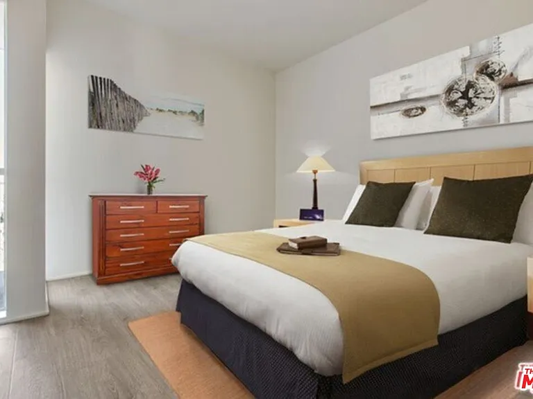 1040 S Mariposa Ave #F101 — Photo 11