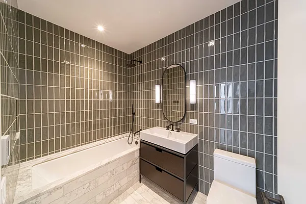 Rented by Spire Group | media 23