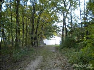 1518 N Long Lake Rd, Fenton, MI 48430