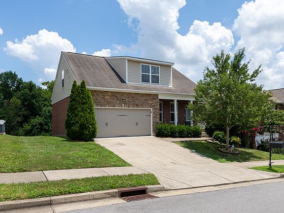 2nd image of 157 Blackpool Dr