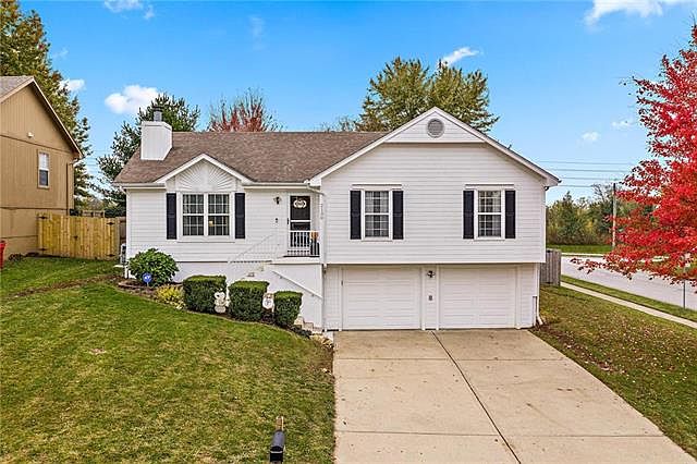 1st image of 2100 NE Summerfield Ct