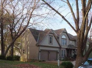 11418 Oakview Dr, Lenexa, KS 66215