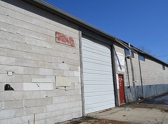 3rd image of 5 S Broadway St