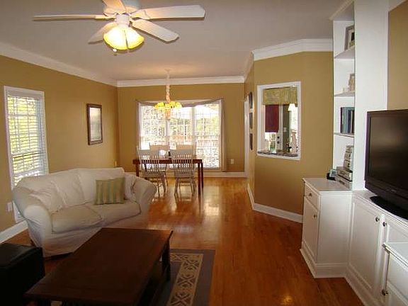 Main Family & Dining Room