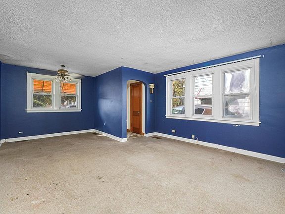 5th image of 8839 S Mozart Ave