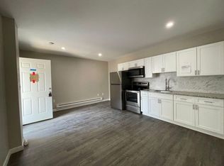 430 Macdade Blvd APT 1, Darby, PA 19023