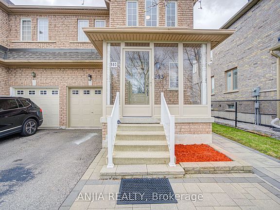 3rd image of 503 Caboto Trl