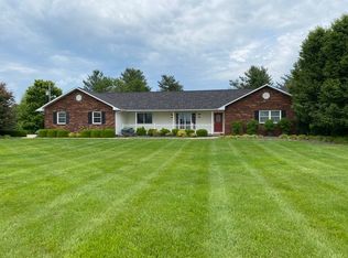 11426 E Radisson Rd, Mount Vernon, IL 62864