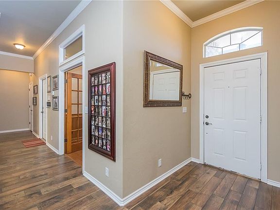 5th image of 2225 SW 136th Pl