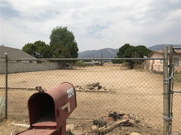 2242 W 3rd Ave, San Bernardino, CA 92407