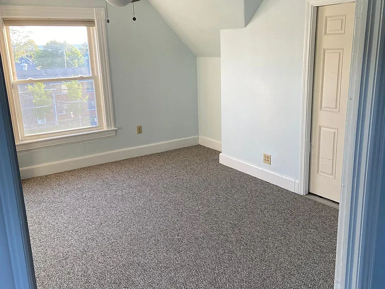 7 Old Falls Rd #3 — Photo 12