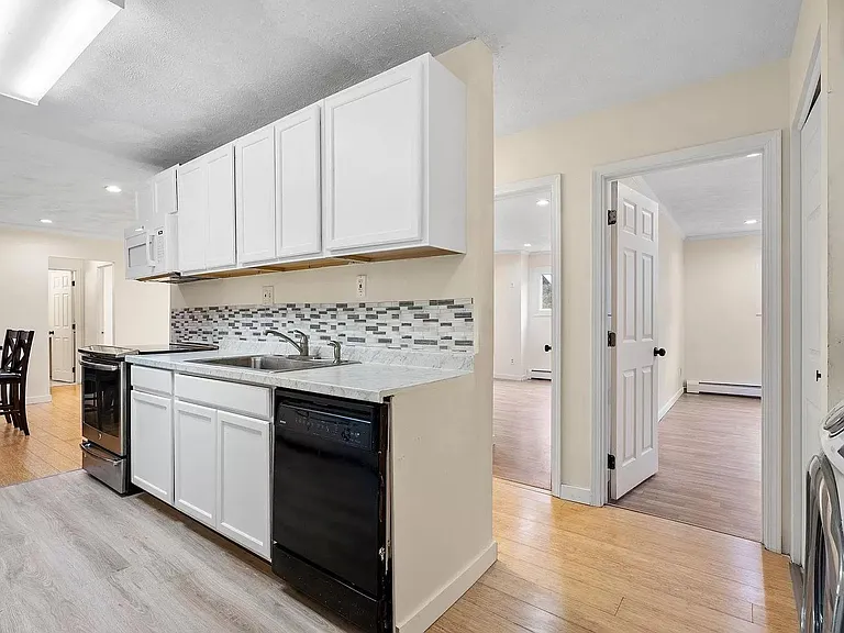 310 Brook Village Rd #41 — Photo 6