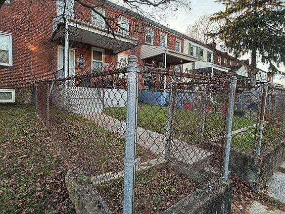 2nd image of 5356 Cuthbert Ave