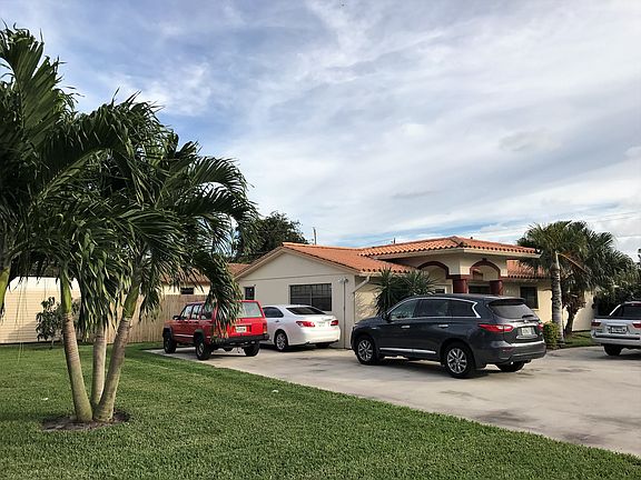 2nd image of 2397 Circle Dr