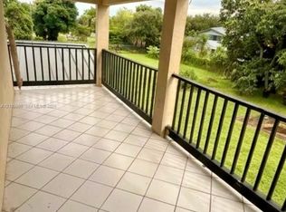 7450 NW 145th St, Miami Lakes, FL 33014