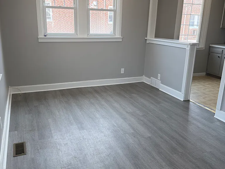 4301 Chippendale Ave — Photo 4