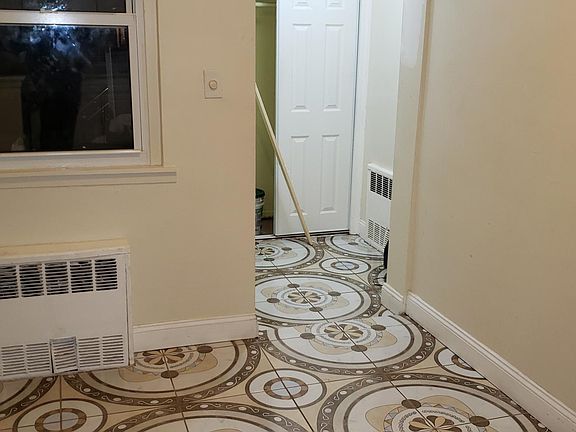 4th image of 741 E 102nd St #1