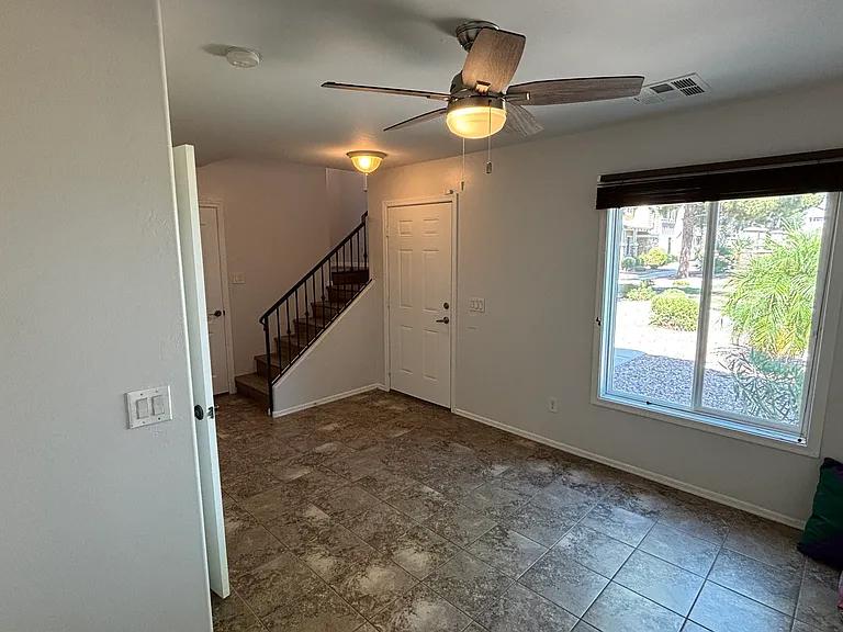 2125 E Huntington Dr #Phoenix 85040 — Photo 4