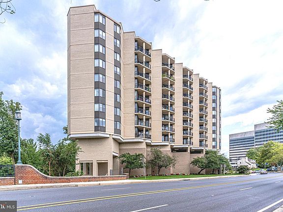 4th image of 4242 E West Hwy APT 605
