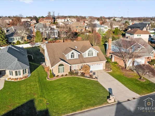 13124 W Beaver Lake Dr, Homer Glen, IL 60491