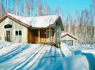990 Haven Ln, Fairbanks, AK 99712