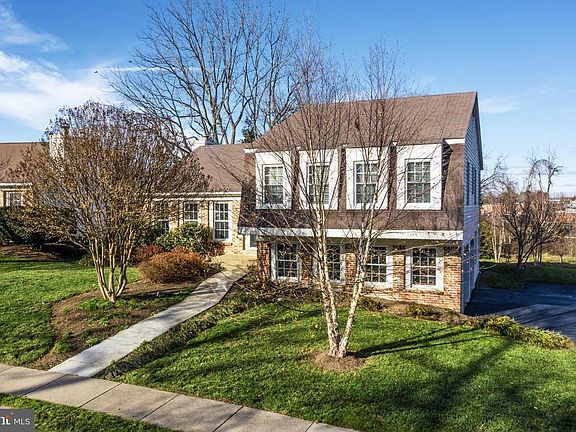 5th image of 4308 General Kearny Ct