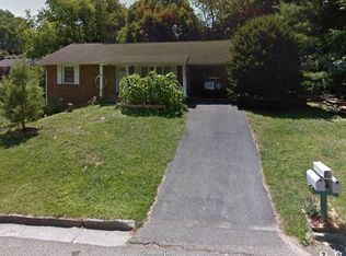 210 Reynolds St, Blacksburg, VA 24060