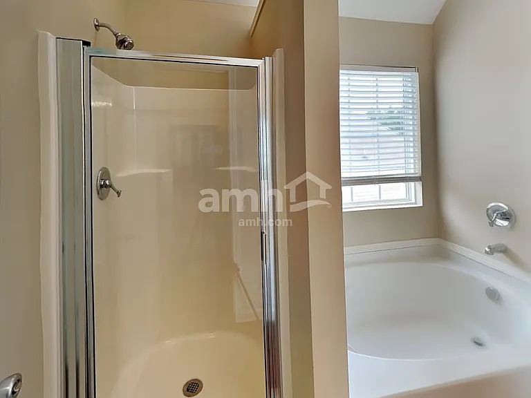 5711 Falkirk Ln — Photo 14