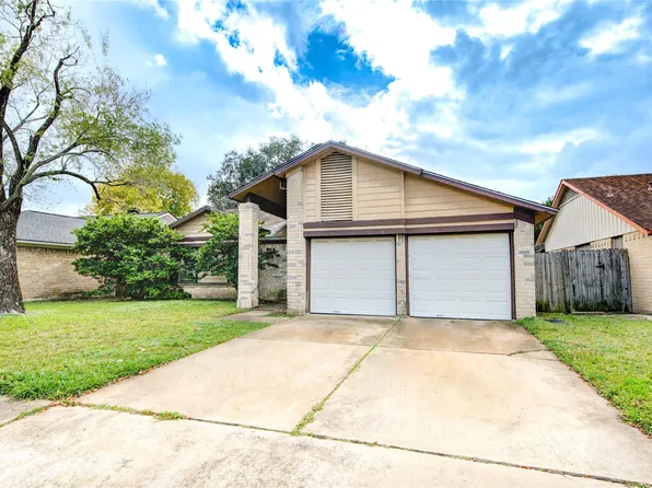 12023 Plumbrook Dr, Houston, TX 77099