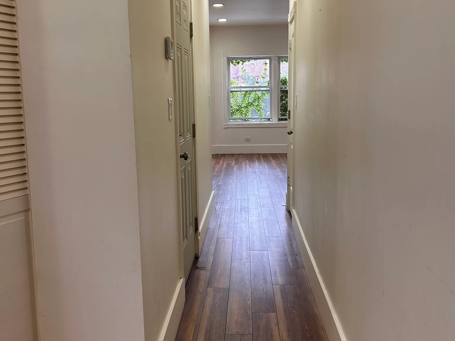 2 bed, 1406 sqft, $1,750 — Photo 2