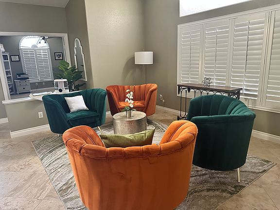 5th image of 295 Barletta Ave #1