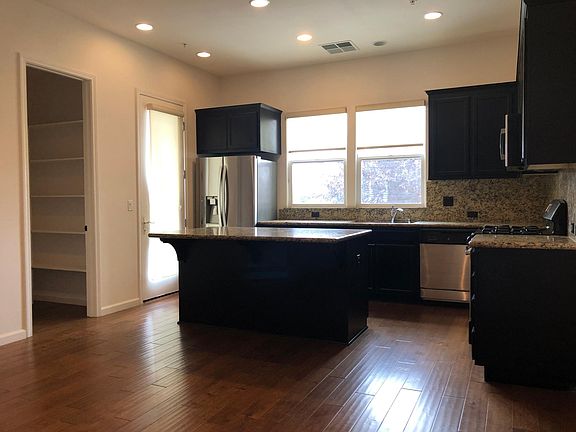 3rd image of 3138 Celsia Ln