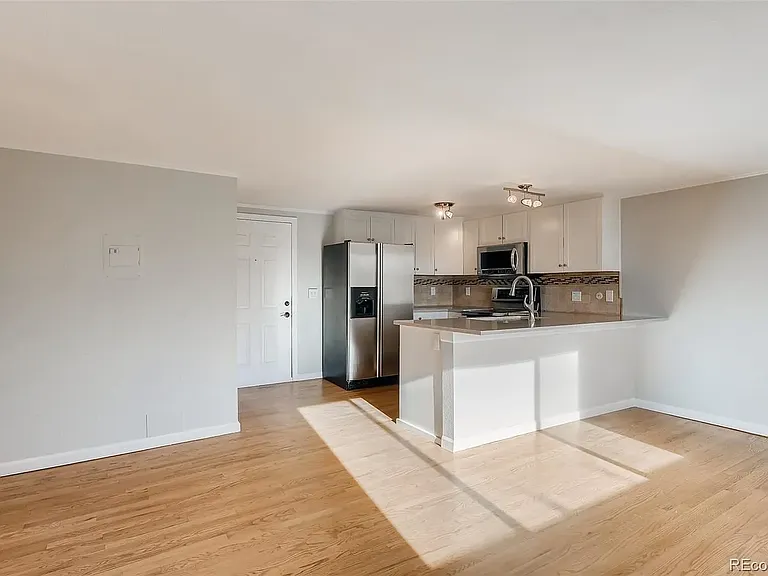 336 N Grant St #401 — Photo 3