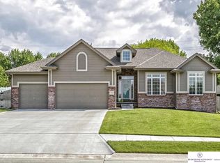 18133 Atlas St, Omaha, NE 68130