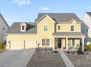 2434 Paddlers Cove Dr, Clover, SC 29710