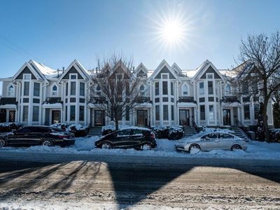 1607 East Park PLACE, Milwaukee, WI, 53211