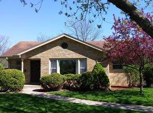 1237 Arquilla Ln, Flossmoor, IL 60422