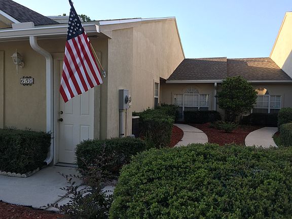 3rd image of 65 Fox Valley Dr