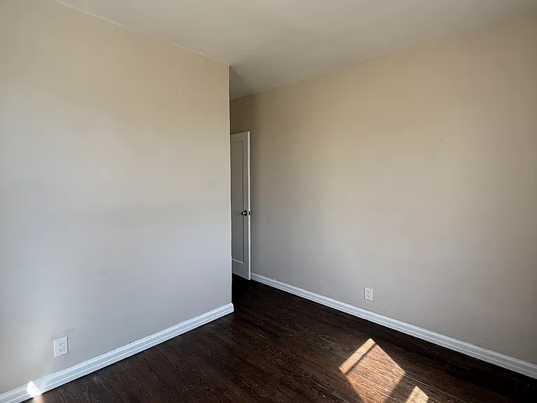 78 Dewitt St #2 — Photo 7