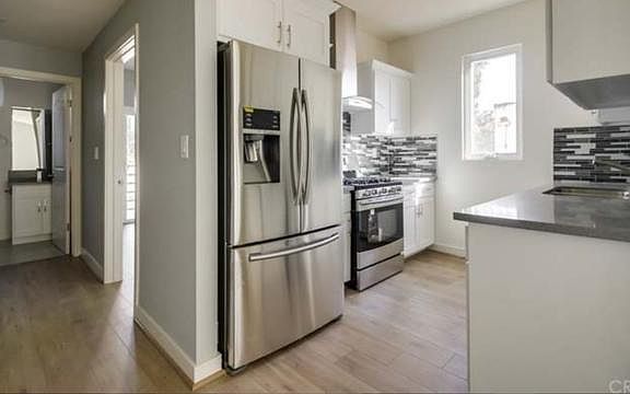 3rd image of 5758 Fulcher Ave #4
