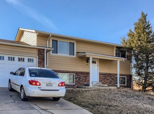 931 S Yarrow St, Lakewood, CO 80226