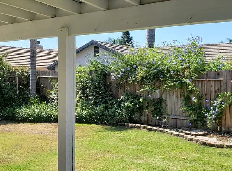 8503 Winlock St — Photo 12