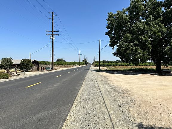 4th image of 26069 Road 156